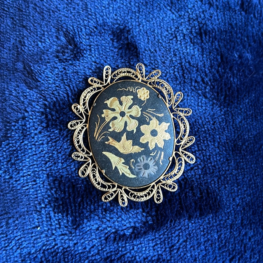 Vintage Damascene Toledo Gold Spain Birds & Flowers  Enamel Pin Brooch